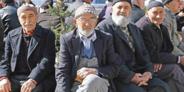 Bu Karttan Alan Emekliler Rahat Bir Nefes Alacak: Özel İndirim Fırsatları Başladı! Başvuran Hemen Alıyor