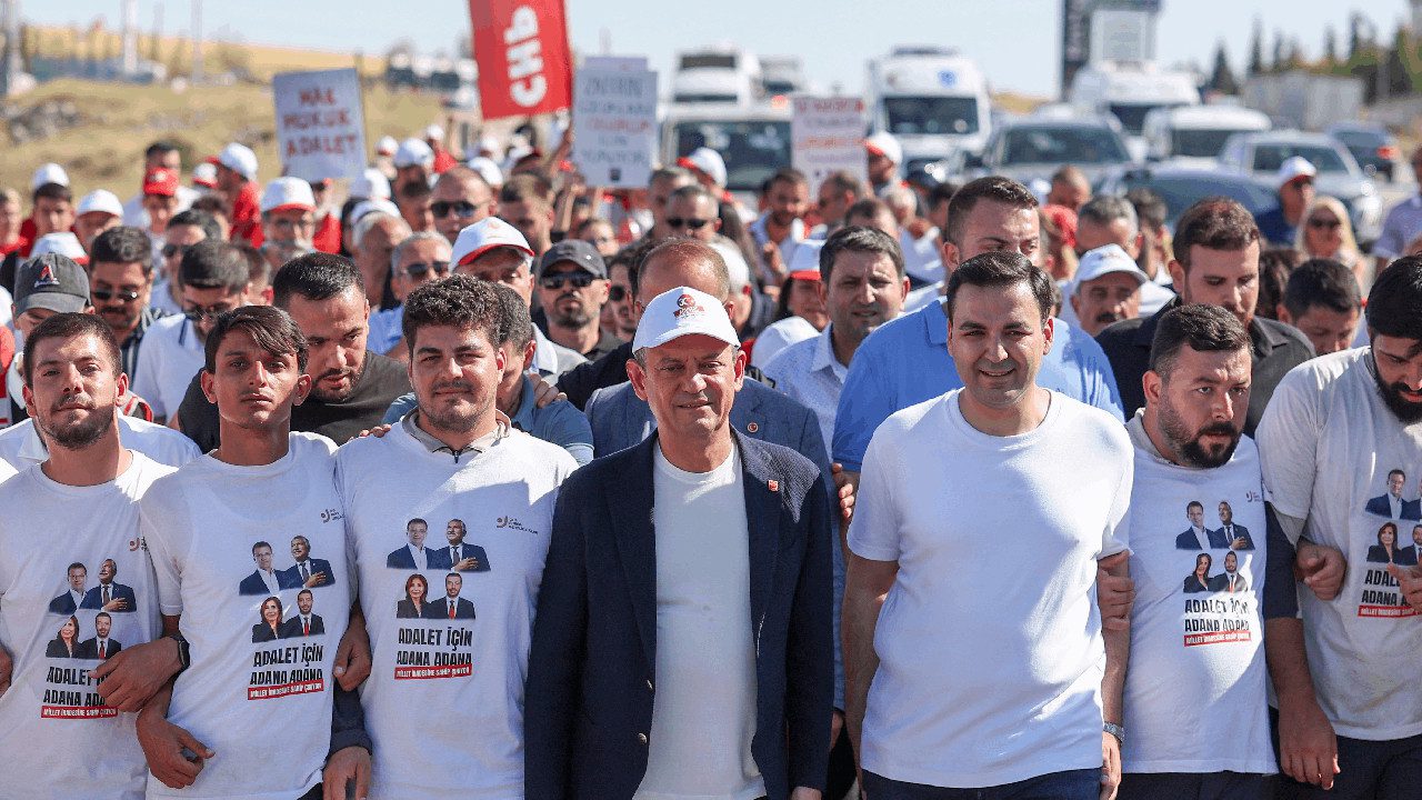 CHP Lideri Özgür Özel, Adana’dan Silivri’ye Başlatılan Yürüyüşe Katıldı