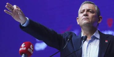 CHP Lideri Özel Meclis’teki Gazze Oturumunda Konuştu: ‘Serin Salonlarda Netanyahu ile Kayıkçı Kavgası Yapanların…’