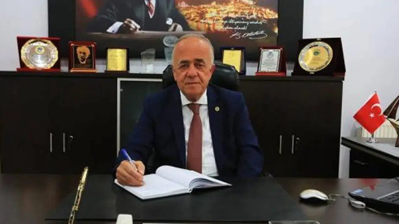 CHP’li Eski Başkana ‘Oğlumu Neden İşe Almadın’ Saldırısı!