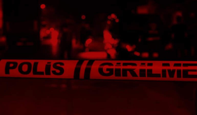 Denizli’de Dehşet! Polis, Eşi ve İki Çocuğunu Öldürüp İntihar Etti