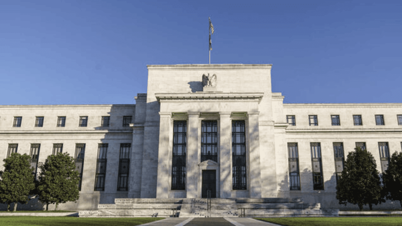 Fed Başkanı’ndan ‘Faiz İndirimi’ Sinyali