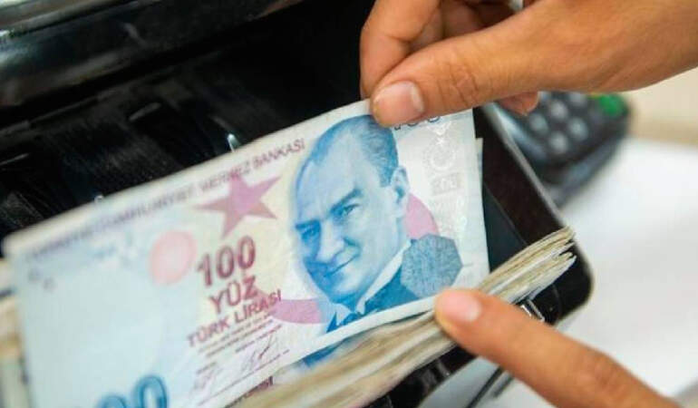 İHTİYAÇ KREDİSİ 2025: Hangi Banka 300 Bin TL Krediye En Düşük Faiz Veriyor? İşte Banka Banka Taksitler
