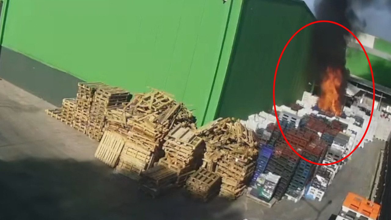 İki İşçinin Ölümüne Neden Olmuştu! Balıkesir’deki Fabrika Yangınının Görüntüleri Ortaya Çıktı