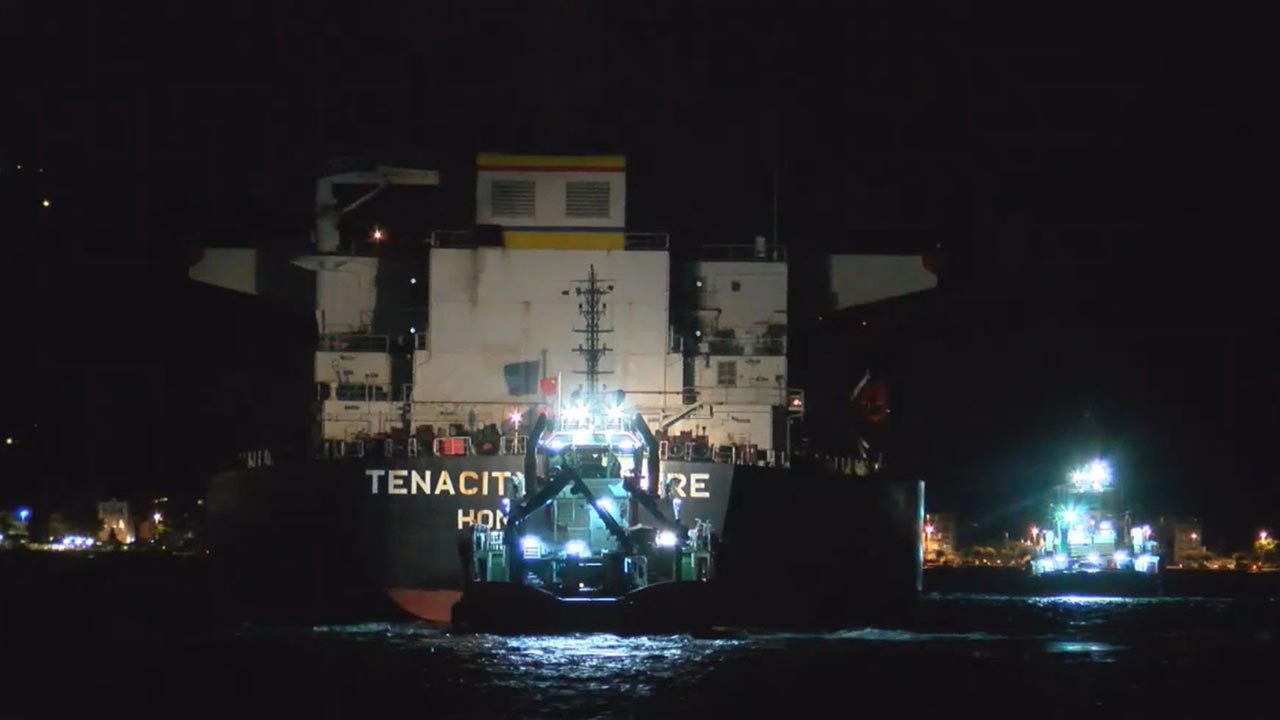 Boğaz’da Tehlike Atlatıldı! Arızalanan Tanker Kurtarıldı