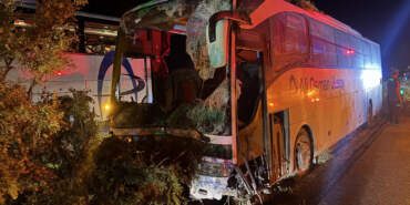 Kayseri’de Feci Kaza! Yolcu Otobüsü 200 Metre Sürüklendi, Her Şeyi Biçti: 1 Ölü, 13 Yaralı