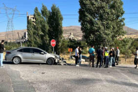 Kayseri’de Feci Kazada 2 Kişi Yaralandı