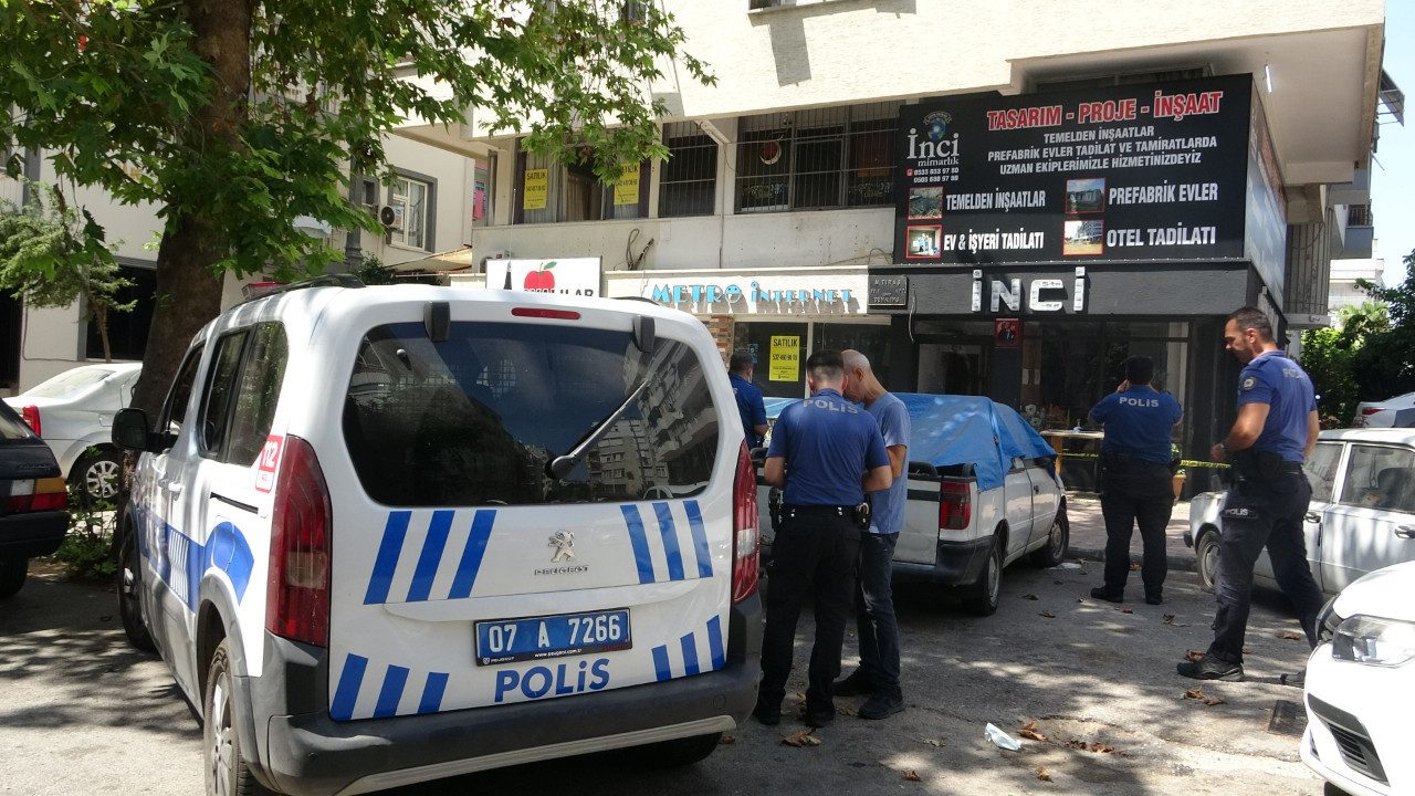 Kötü Koku Korkunç Gerçeği Ortaya Çıkardı! Günler Önce Ölmüş…