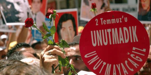 Madımak Katliamı Sanıklarından Adem Kozu’nun Kalan Cezası Kaldırıldı