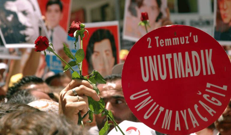 Madımak Katliamı Sanıklarından Adem Kozu’nun Kalan Cezası Kaldırıldı