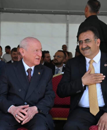 Malazgirt Etkinliğinde MHP-DEM Parti Teması! Bahçeli’ye Teşekkür Etti