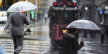 Meteoroloji’den Çifte Uyarı! Çok Sayıda İli Sağanak ve Fırtına Vuracak… İstanbul da Listede