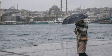 Meteoroloji’den Çok Sayıda İl İçin Sağanak ve Fırtına Uyarısı: Çok Kuvvetli Olacak! İstanbul da Listede…