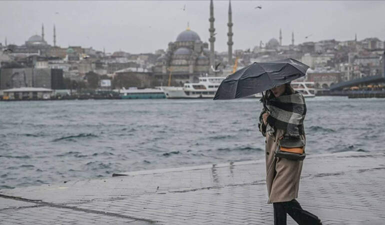 Meteoroloji’den Çok Sayıda İl İçin Sağanak ve Fırtına Uyarısı: Çok Kuvvetli Olacak! İstanbul da Listede…