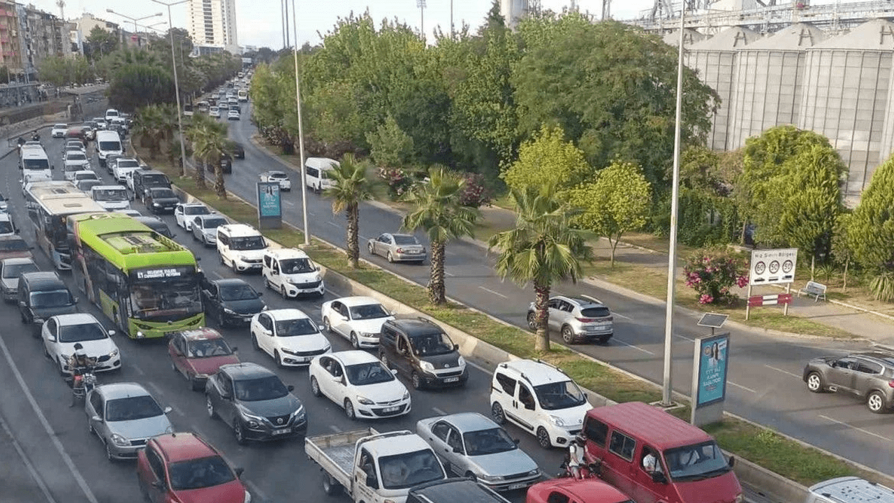 Motorlu Kara Taşıt Sayısı Bir Yılda 40 Bin Arttı