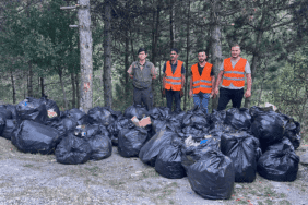 Ormanlık Alandan 200 Torba Çöp Çıktı