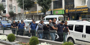 Polis ve Savcı Kılığında 15 Milyonluk Vurgun! 6 Kişi Tutuklandı