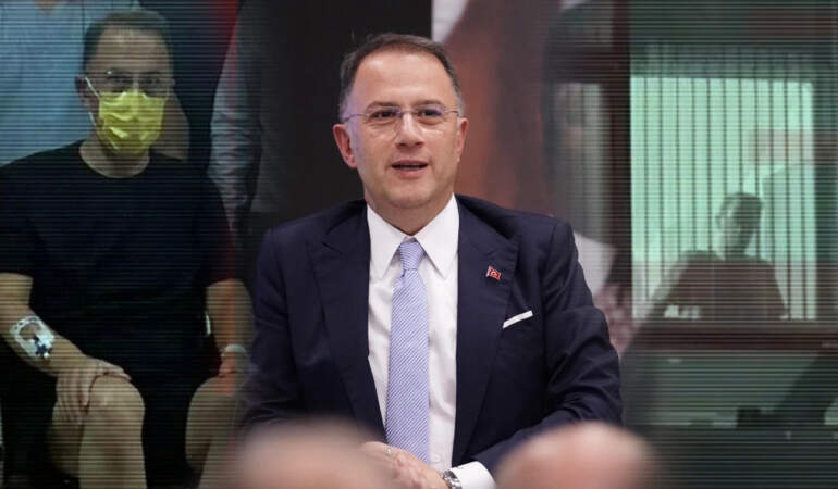 Sağlık Durumu Merak Ediliyordu! Mehmet Murat Çalık ‘Hayatımda Yeni Bir Aşama’ Diyerek Cezaevinden Açıkladı