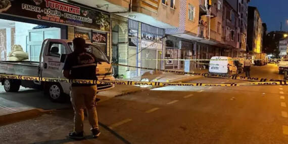 Sakarya’da Silahlı Saldırı! Baba Öldü, 4 Yaşındaki Oğlu Yaralandı