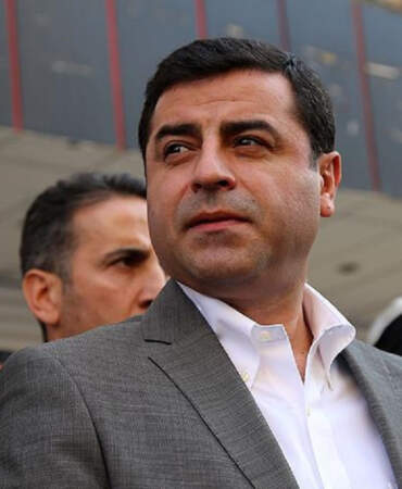 Selahattin Demirtaş’tan ‘Barış’ Mesajı: ‘Türkiye’de Yeni Bir Sayfa Açılacak’
