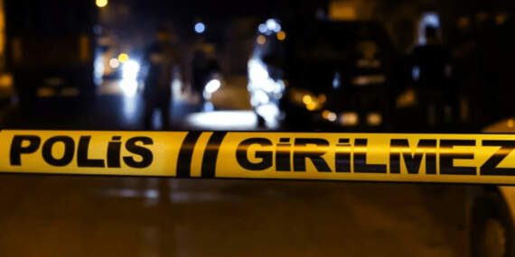Trabzon’da Kadın Cinayeti: Eşini Öldürdü, Müdahaleye Gelen Bekçiyi Yaraladı