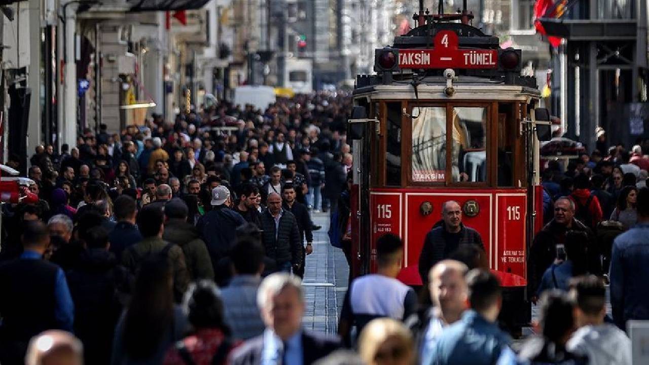 TÜİK İlk Kez Açıkladı! Türkiye’nin Nüfusu Belli Oldu
