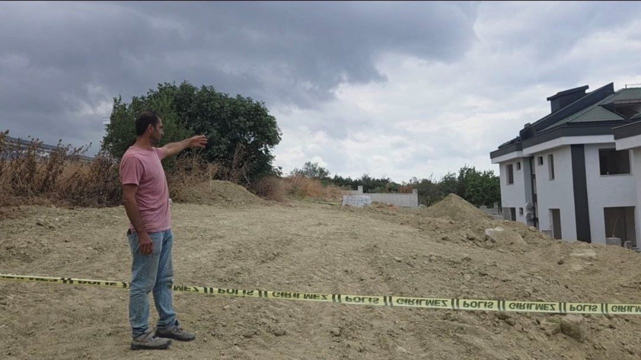 Villanın Bahçesindeki Gömülü Cesedin Gizemi Çözüldü!