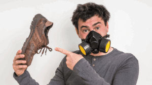 Yazın Kokan Ayakkabıları Hızla Tazelemenin Tüyosu Açıklandı