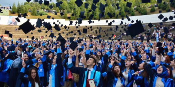 YKS Şampiyonlarının Tercihleri Belli Oldu! İşte Birincilerin Seçtiği Üniversite ve Bölümler