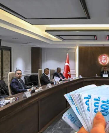 Zam Pazarlığı Sürüyor: İlk Toplantıdan Rakam Çıkmadı! Hakem Kurulu Yeniden Masaya Oturuyor