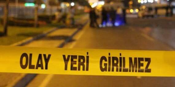 Sultangazi’de korkunç olay! Babasını boğazını keserek katletti