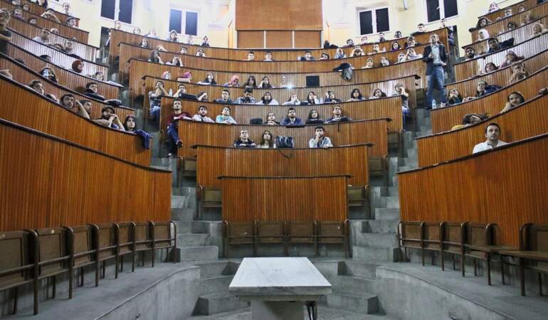 Plansız eğitim politikalarının iflası! Üniversiteler öğrencilerini tutamıyor