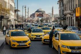 Turistlerden fazla ücret alan taksicilerin ruhsatı iptal