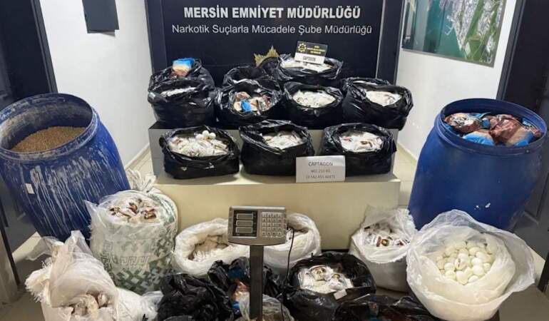 Mersin’de 3,5 milyon uyuşturucu hap ele geçirildi: 8 gözaltı
