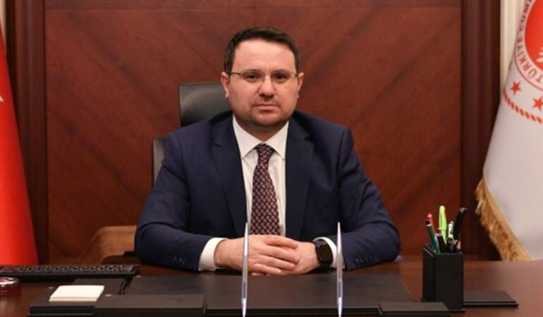 Akın Gürlek’in evinin önünde 2 kişi gözaltına alındı