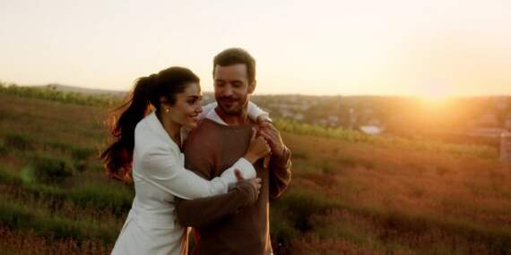 Hande Erçel ve Barış Arduç’un dizisi “Aşk Ve Gözyaşı” ertelendi mi? Yayın tarihi için yeni iddia!