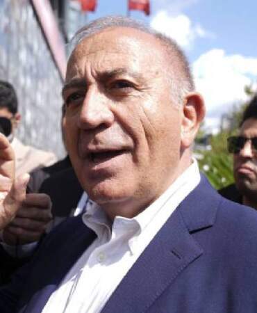 Gürsel Tekin CHP’den ihraç edildi