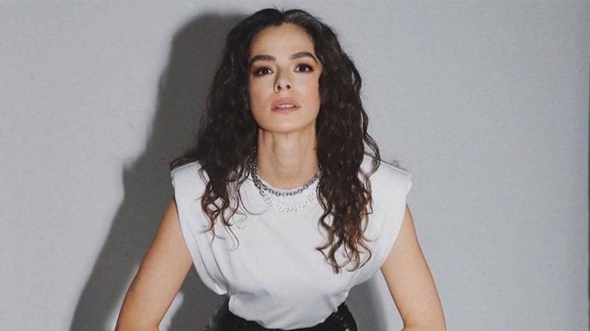 Özge Özpirinçci “Sakıncalı” dizisiyle ekranlara geri dönüyor