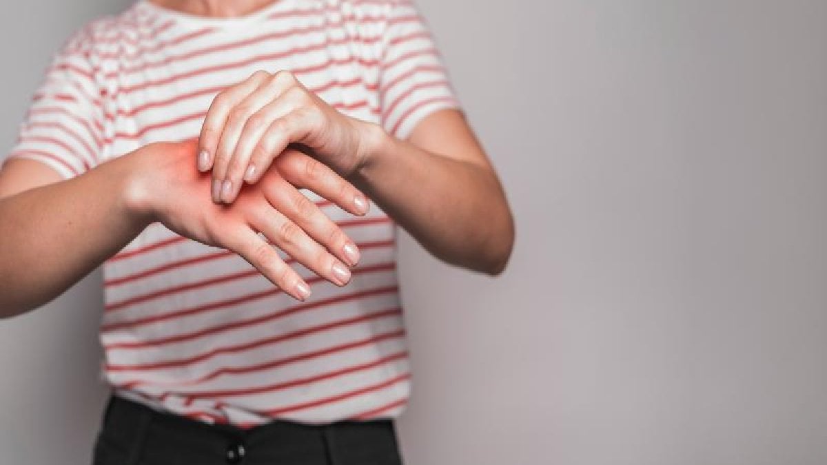 Ödemlerinizden saniyeler içinde kurtulun! Bu 2 içeceği tüketen ne şişkinlik yaşıyor, ne de halsizlik