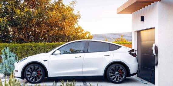 Tesla’dan işverenleri çok sevindirecek yeni şarj cihazı