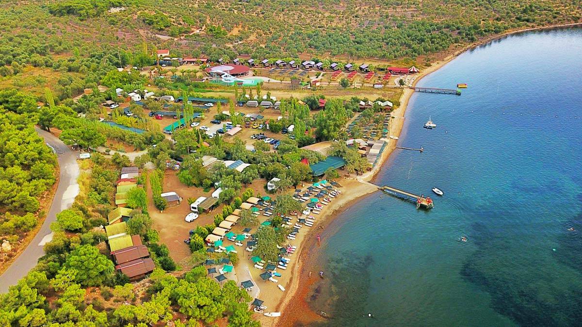 Kendinizi sahile bırakın, damla sakızlı kahvenin tadına varın! Burası bir cennet: Eylül ayında mutlaka görün