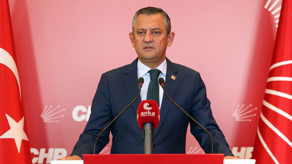 Özel’den Kılıçdaroğlu’na ‘kurultay’ telefonu