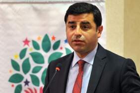 Demirtaş’ın ‘Cumhurbaşkanına hakaret’ davası ertelendi