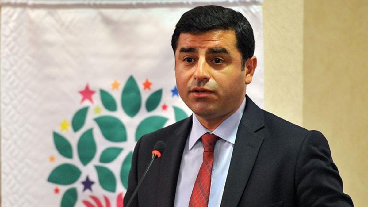 Demirtaş’ın ‘Cumhurbaşkanına hakaret’ davası ertelendi