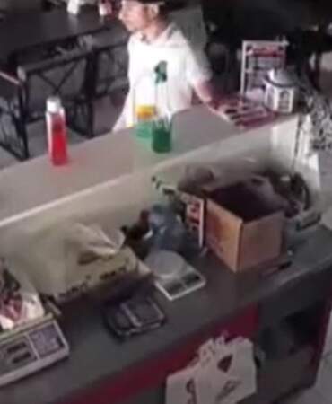 Kütahya 5,4 ile sallandı! Deprem anları kameralara böyle yansıdı