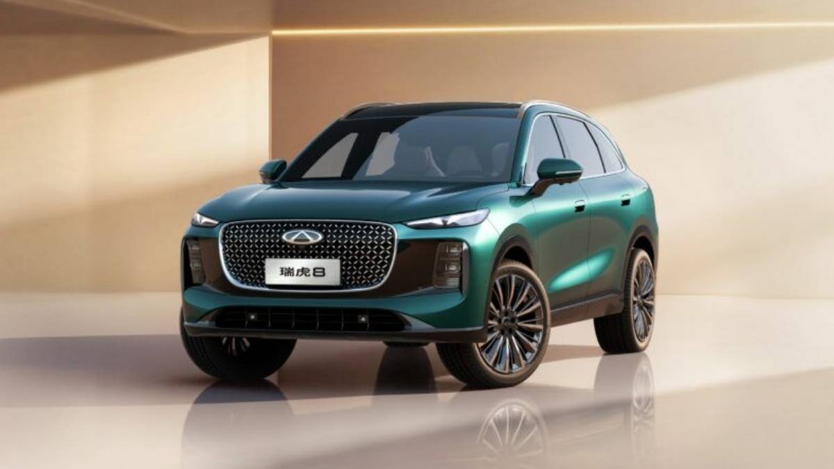 Türkiye’de yok satan Tiggo 8’in yeni kasası resmen tanıtıldı: İşte ilk fotoğraflar