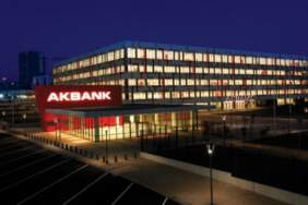 Akbank 1 milyar 39 milyon TL’lik takipteki alacağını sattı