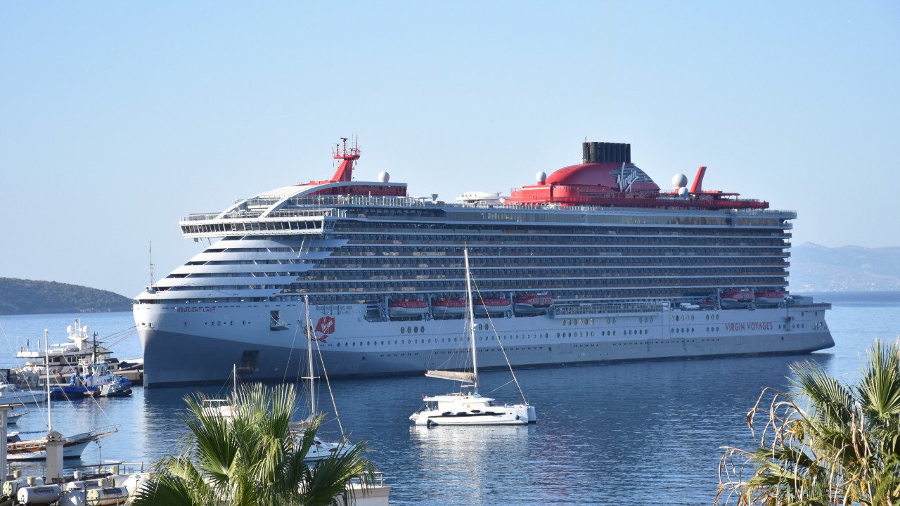 2 Binden Fazla Turisti Taşıyor! Bodrum’da Lüks Kruvaziyer