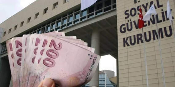 2025 Yılında Emekli Olacaklar Dikkat! SGK Kritik Detayı Açıkladı: Yüzde 30 Daha Düşük Maaş Alabilirsiniz