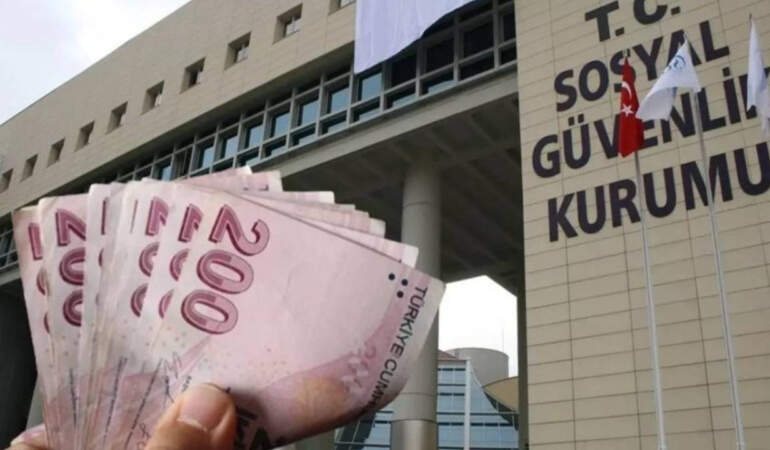 2025 Yılında Emekli Olacaklar Dikkat! SGK Kritik Detayı Açıkladı: Yüzde 30 Daha Düşük Maaş Alabilirsiniz